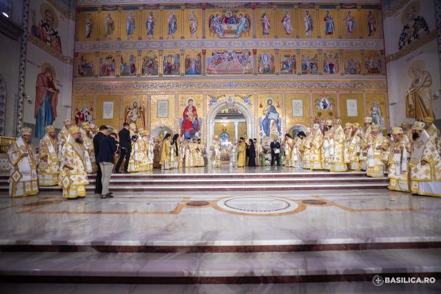 Sfințirea picturii Catedralei Naționale