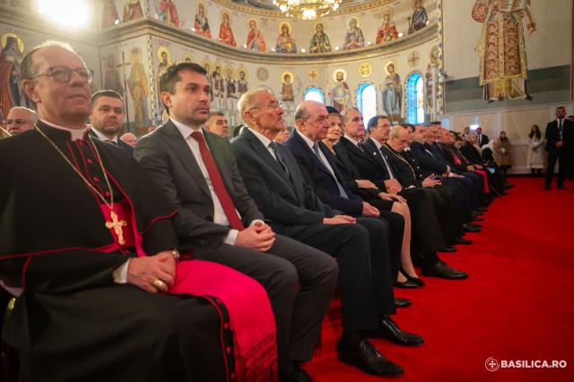 Sfințirea picturii Catedralei Naționale