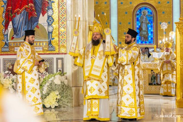 Sfințirea picturii Catedralei Naționale