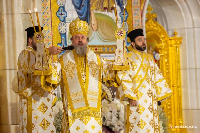 Sfințirea picturii Catedralei Naționale