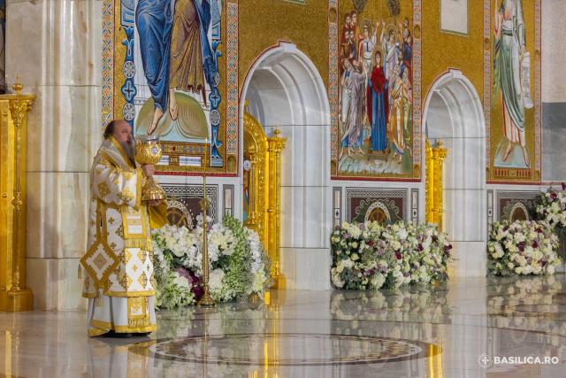 Sfințirea picturii Catedralei Naționale