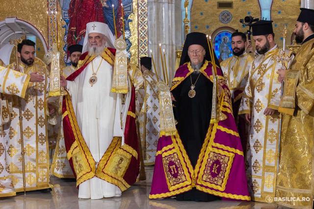 Sfințirea picturii Catedralei Naționale