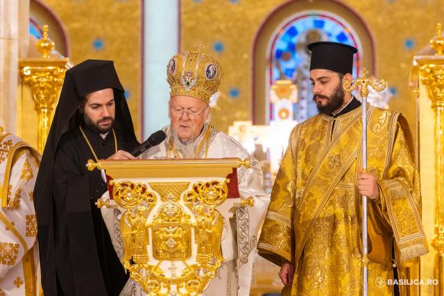 Sfințirea picturii Catedralei Naționale