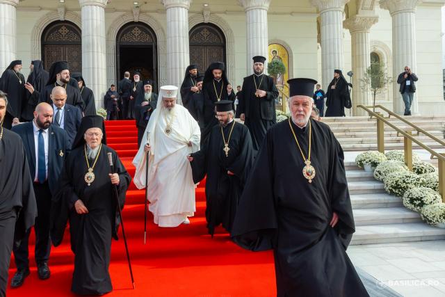 Sfințirea picturii Catedralei Naționale