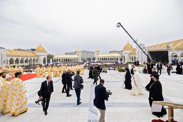 Sfințirea picturii Catedralei Naționale