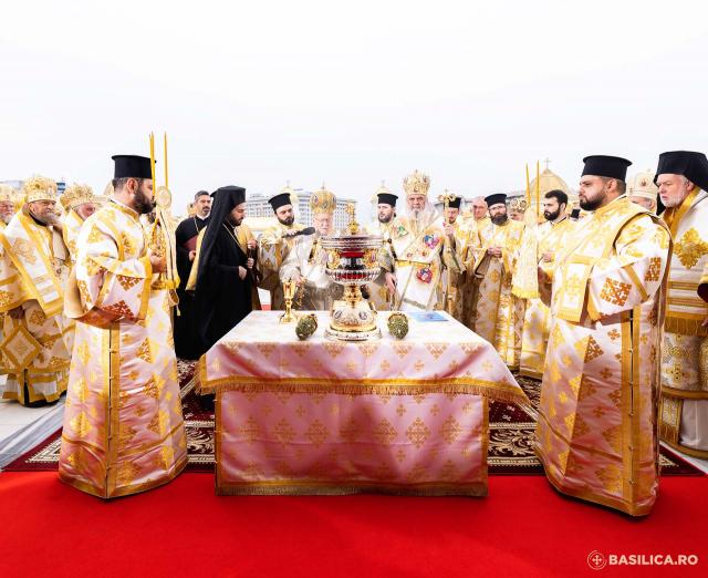 Sfințirea picturii Catedralei Naționale