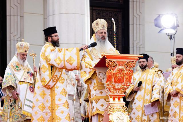 Sfințirea picturii Catedralei Naționale