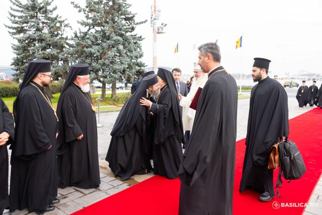 Patriarhul Ecumenic Bartolomeu I a sosit în România