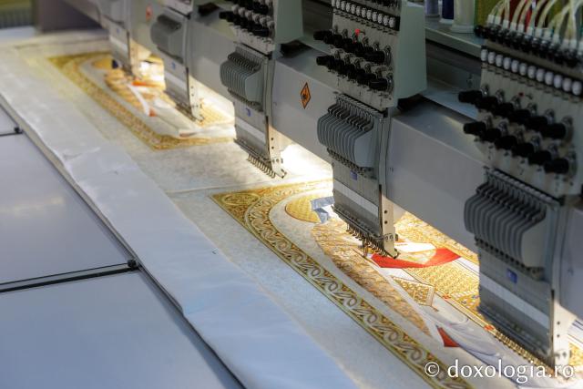 Veșminte brodate pentru Sfinții Cuvioși Petroniu de la Prodromu și Dionisie de la Colciu / Foto: pr. Silviu Cluci Veșminte brodate pentru Sfinții Cuvioși Petroniu de la Prodromu și Dionisie de la Colciu