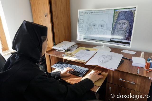 Veșminte brodate pentru Sfinții Cuvioși Petroniu de la Prodromu și Dionisie de la Colciu / Foto: pr. Silviu Cluci Veșminte brodate pentru Sfinții Cuvioși Petroniu de la Prodromu și Dionisie de la Colciu