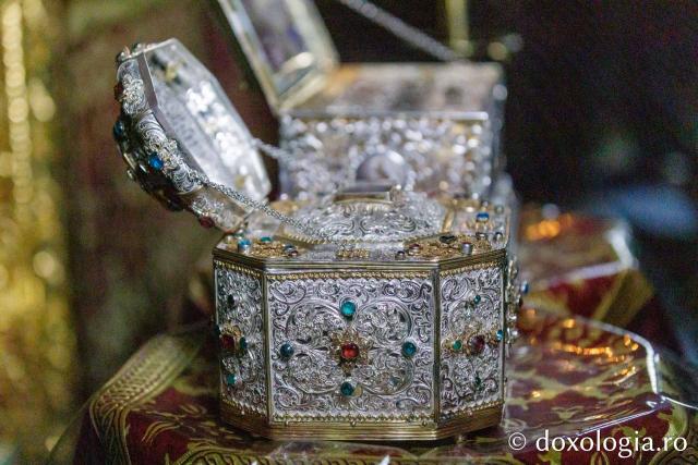 Cinstitul cap al Sfântului Ioan Gură de Aur