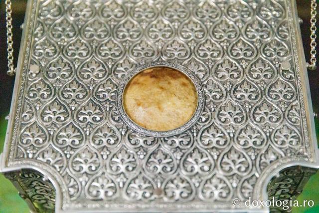 Cinstitul cap al Sfântului Cuvios Dionisie de la Colciu