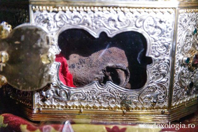 Cinstitul cap al Sfântului Ioan Gură de Aur