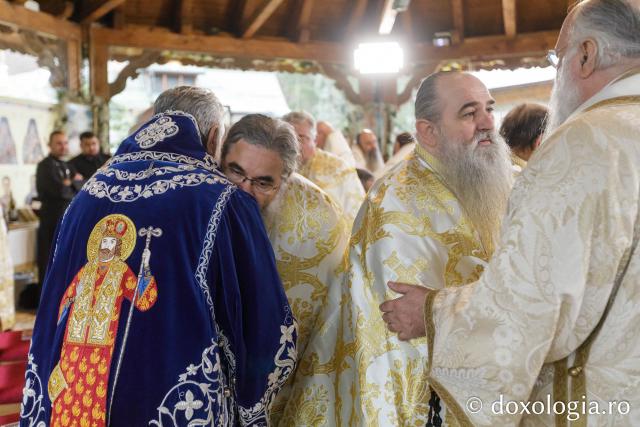 Sfânta Liturghie de la Proclamarea Canonizării Sfântului Cuvios Mărturisitor Arsenie de la Prislop