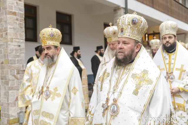 Sfânta Liturghie de la Proclamarea Canonizării Sfântului Cuvios Mărturisitor Arsenie de la Prislop