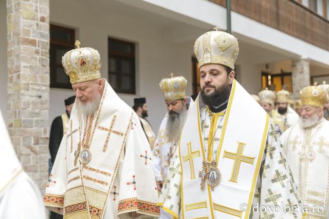 Sfânta Liturghie de la Proclamarea Canonizării Sfântului Cuvios Mărturisitor Arsenie de la Prislop