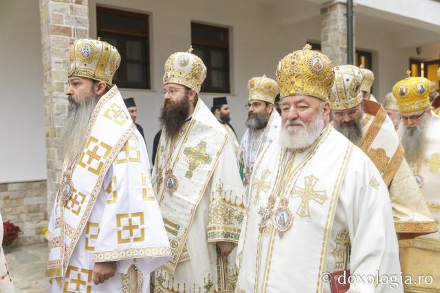Sfânta Liturghie de la Proclamarea Canonizării Sfântului Cuvios Mărturisitor Arsenie de la Prislop
