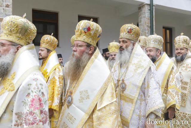 Sfânta Liturghie de la Proclamarea Canonizării Sfântului Cuvios Mărturisitor Arsenie de la Prislop