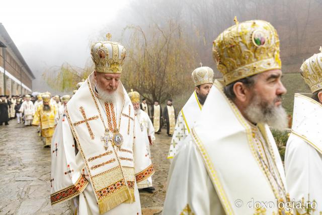 Sfânta Liturghie de la Proclamarea Canonizării Sfântului Cuvios Mărturisitor Arsenie de la Prislop
