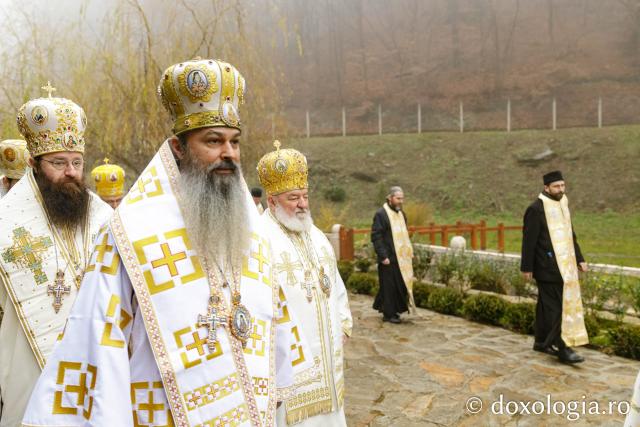 Sfânta Liturghie de la Proclamarea Canonizării Sfântului Cuvios Mărturisitor Arsenie de la Prislop