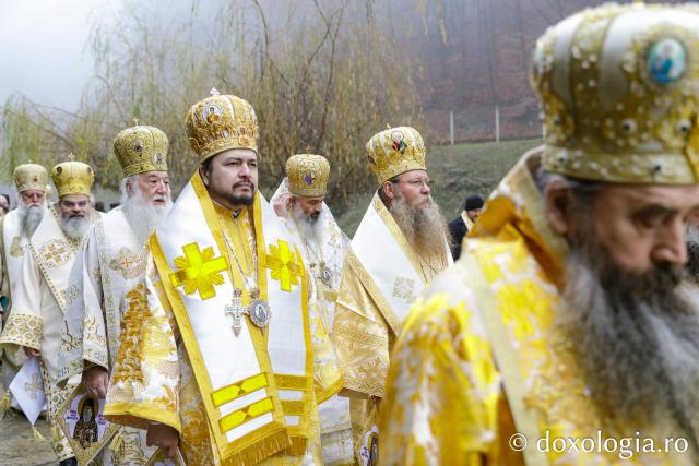 Sfânta Liturghie de la Proclamarea Canonizării Sfântului Cuvios Mărturisitor Arsenie de la Prislop