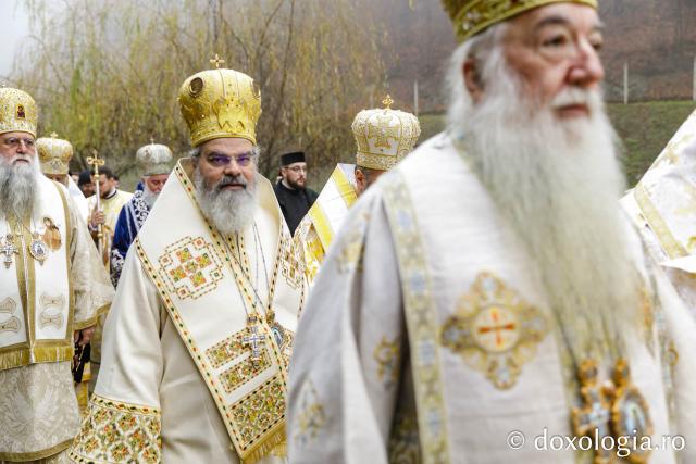 Sfânta Liturghie de la Proclamarea Canonizării Sfântului Cuvios Mărturisitor Arsenie de la Prislop
