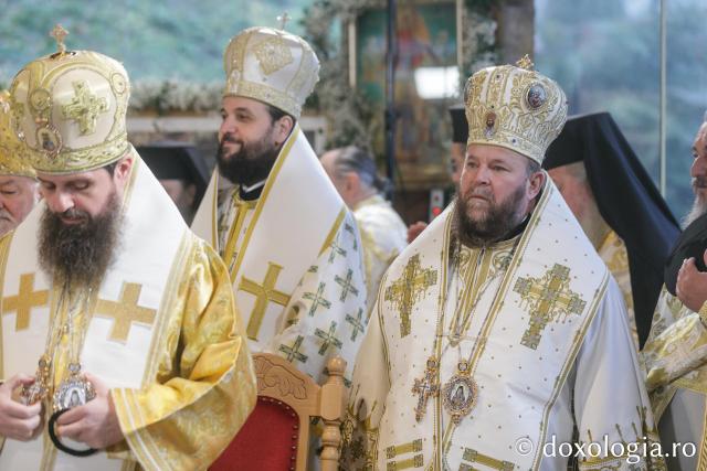 Sfânta Liturghie de la Proclamarea Canonizării Sfântului Cuvios Mărturisitor Arsenie de la Prislop