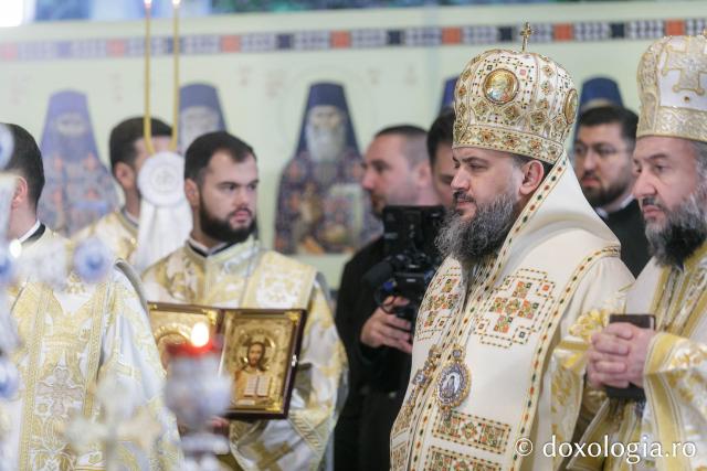 Sfânta Liturghie de la Proclamarea Canonizării Sfântului Cuvios Mărturisitor Arsenie de la Prislop