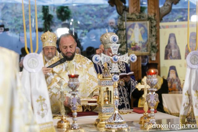 Sfânta Liturghie de la Proclamarea Canonizării Sfântului Cuvios Mărturisitor Arsenie de la Prislop
