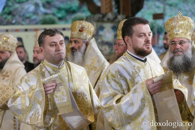 Sfânta Liturghie de la Proclamarea Canonizării Sfântului Cuvios Mărturisitor Arsenie de la Prislop
