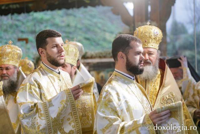 Sfânta Liturghie de la Proclamarea Canonizării Sfântului Cuvios Mărturisitor Arsenie de la Prislop