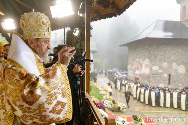 Sfânta Liturghie de la Proclamarea Canonizării Sfântului Cuvios Mărturisitor Arsenie de la Prislop