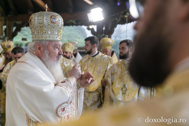 Sfânta Liturghie de la Proclamarea Canonizării Sfântului Cuvios Mărturisitor Arsenie de la Prislop
