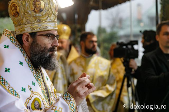 Sfânta Liturghie de la Proclamarea Canonizării Sfântului Cuvios Mărturisitor Arsenie de la Prislop