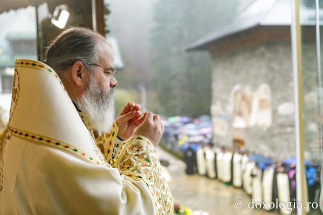 Sfânta Liturghie de la Proclamarea Canonizării Sfântului Cuvios Mărturisitor Arsenie de la Prislop