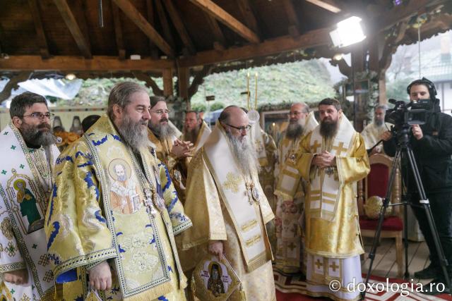 Sfânta Liturghie de la Proclamarea Canonizării Sfântului Cuvios Mărturisitor Arsenie de la Prislop