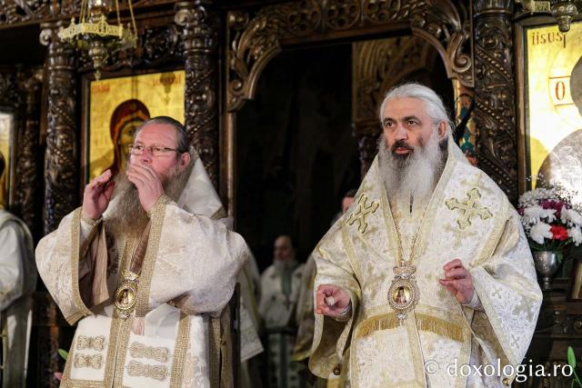 Sfânta Liturghie de la Proclamarea Canonizării Sfântului Cuvios Mucenic Visarion de la LainiciSfânta Liturghie de la Proclamarea Canonizării Sfântului Cuvios Mucenic Visarion de la Lainici