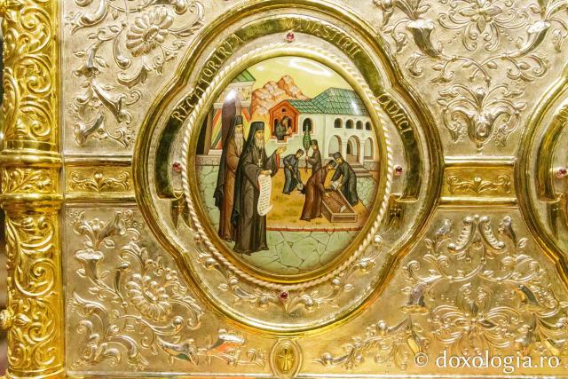 Moaștele Sfântului Cuvios Mucenic Visarion de la Lainici