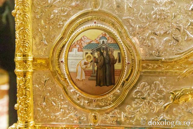 Moaștele Sfântului Cuvios Mucenic Visarion de la Lainici