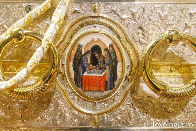 Moaștele Sfântului Cuvios Mucenic Visarion de la Lainici