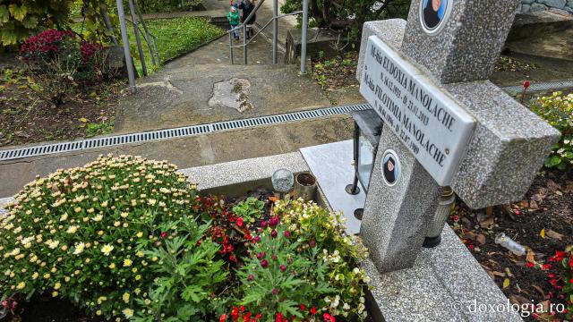 Mormântul Sfintei Filotimia de la Râmeț