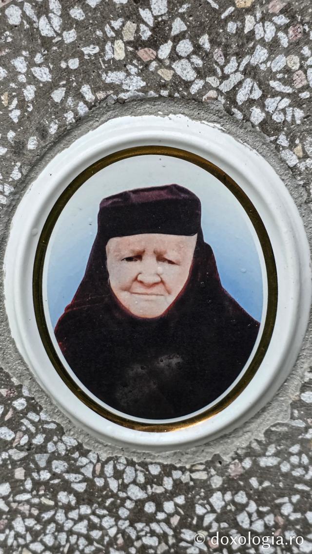 Mormântul Sfintei Filotimia de la Râmeț