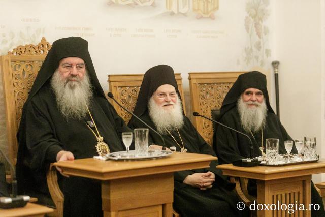 Priveghere la Mănăstirea Vatoped în cinstea Sfântului Cuvios Dionisie de la Colciu(Foto) Priveghere la Mănăstirea Vatoped în cinstea Sfântului Cuvios Dionisie de la Colciu