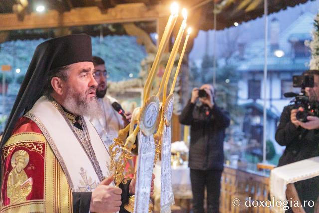 Priveghere în cinstea Sfântului Cuvios Mărturisitor Arsenie la Mănăstirea Prislop