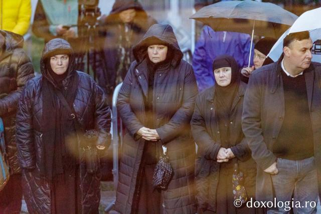 Priveghere în cinstea Sfântului Cuvios Mărturisitor Arsenie la Mănăstirea Prislop