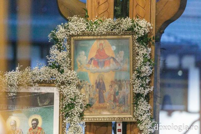 Priveghere în cinstea Sfântului Cuvios Mărturisitor Arsenie la Mănăstirea Prislop