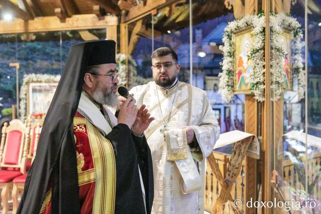 Priveghere în cinstea Sfântului Cuvios Mărturisitor Arsenie la Mănăstirea Prislop