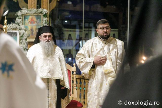 Priveghere în cinstea Sfântului Cuvios Mărturisitor Arsenie la Mănăstirea Prislop