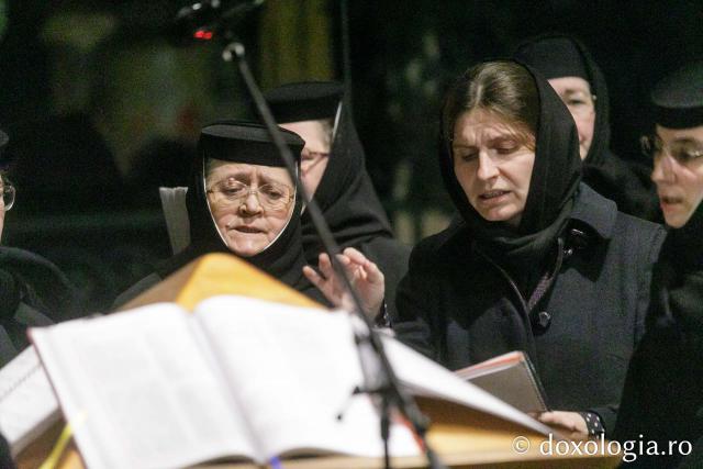 Priveghere în cinstea Sfântului Cuvios Mărturisitor Arsenie la Mănăstirea Prislop