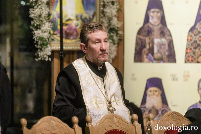 Priveghere în cinstea Sfântului Cuvios Mărturisitor Arsenie la Mănăstirea Prislop